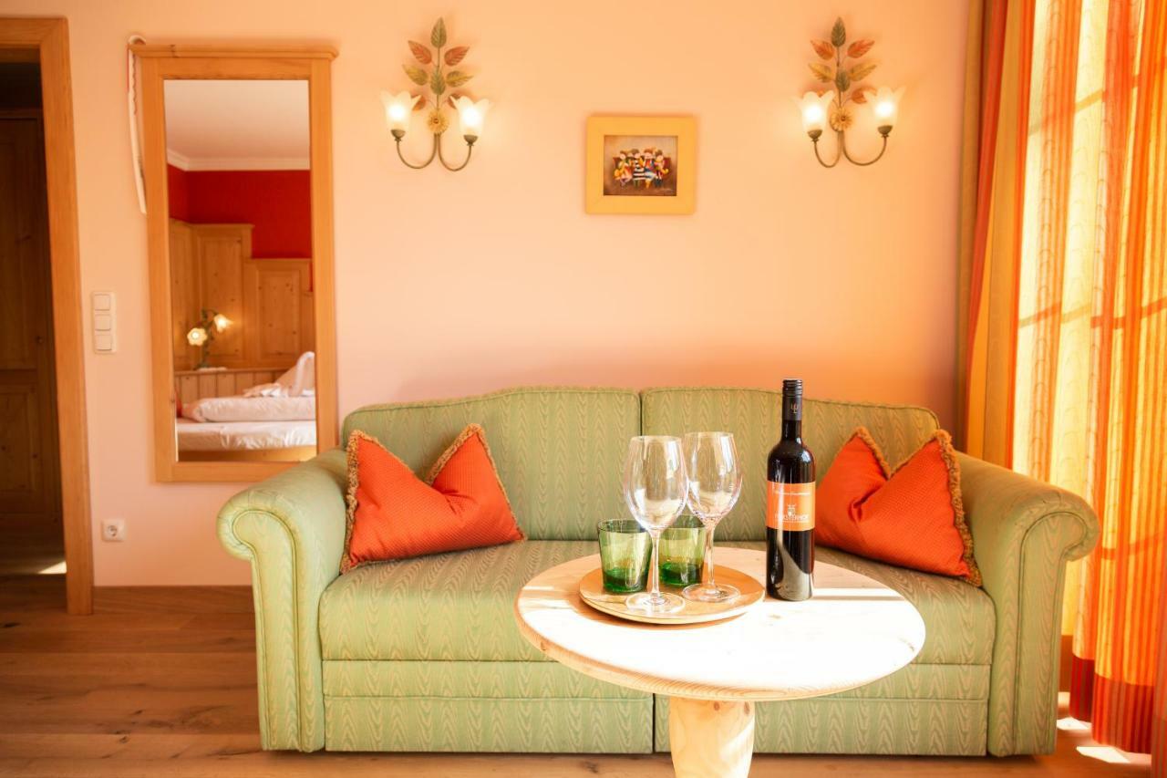 Hotel Foersterhof Lebe Pur, Geniesse Den Tag Sankt Wolfgang im Salzkammergut Ngoại thất bức ảnh